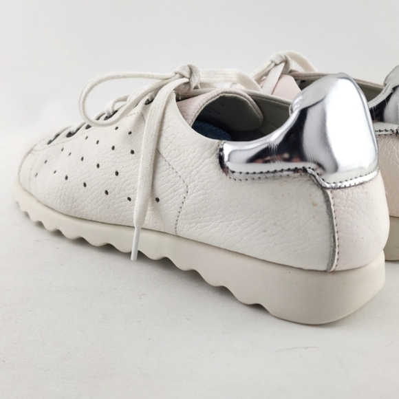 Studio Flexx Alternate  White Dusty Pink Leather Sneakers Chrome Detail Size 7 - Picture 4 of 15